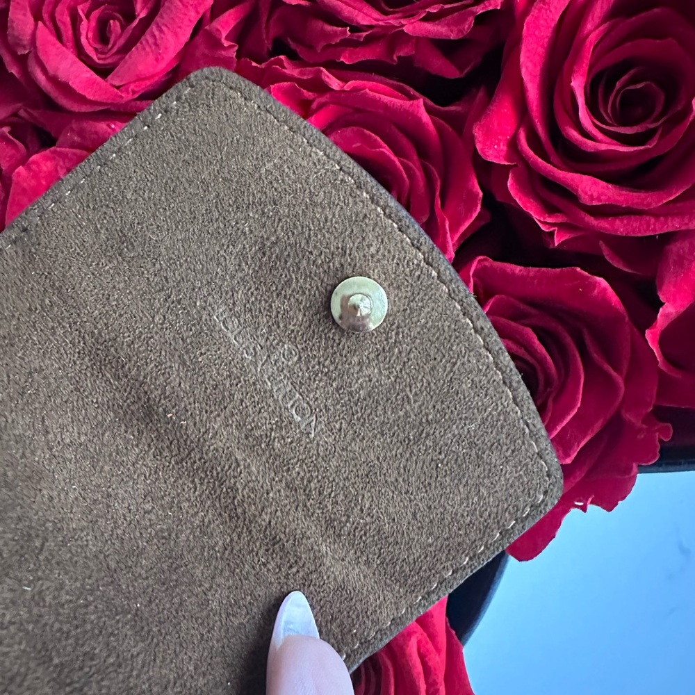 Louis Vuitton Brown and Gold Cufflinks Travel Case - Picture 5 of 7